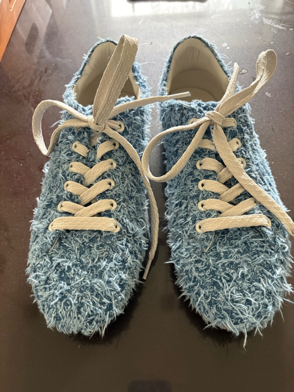 Axel Arigato Men’s 12 Blue Fuzzy Lace-Up Sneakers